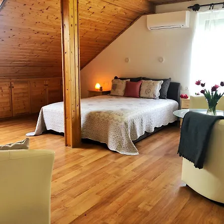 Balaton Апартаменты Палознак