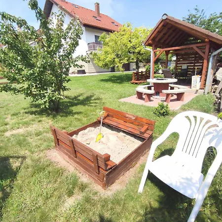 Balaton 펄로즈너크