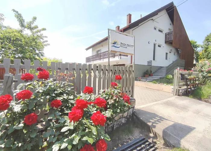 Balaton Апартаменты Палознак